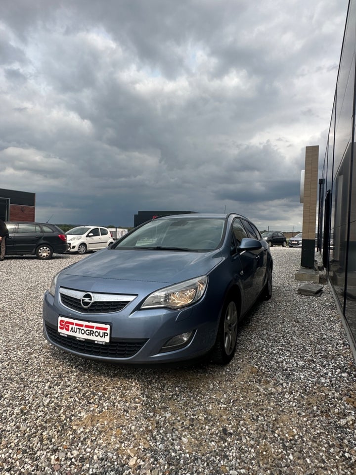 Opel Astra 1,4 T 140 Sport Sports Tourer 5d