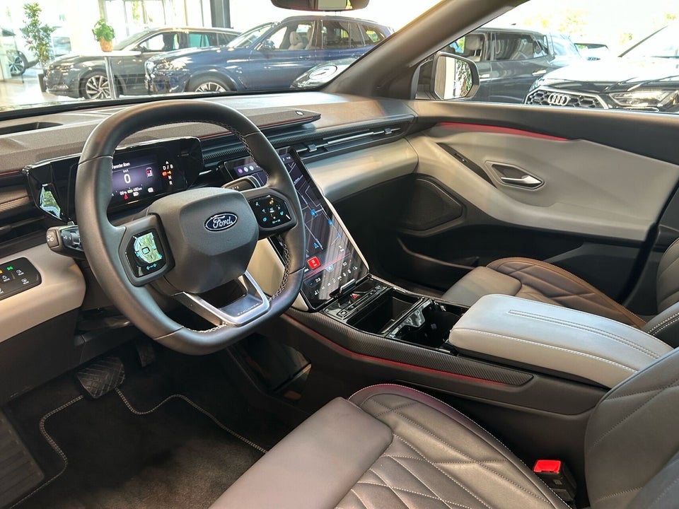 Ford Explorer 77 Premium Extended Range 5d