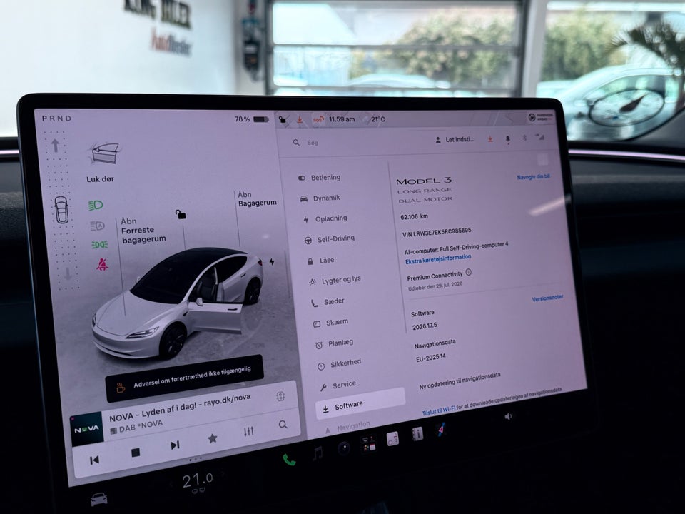 Tesla Model 3 Long Range AWD 4d