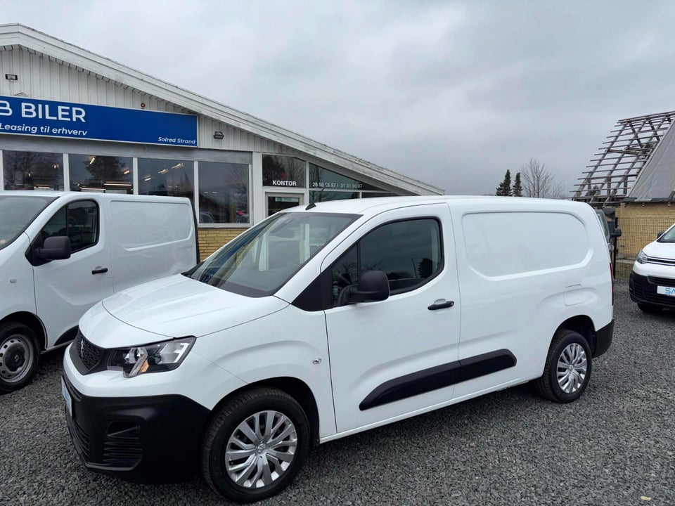 Peugeot Partner 1,5 BlueHDi 130 L2V1 Plus EAT8 Van