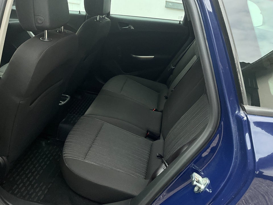 Opel Astra 1,4 100 Essentia Sports Tourer 5d