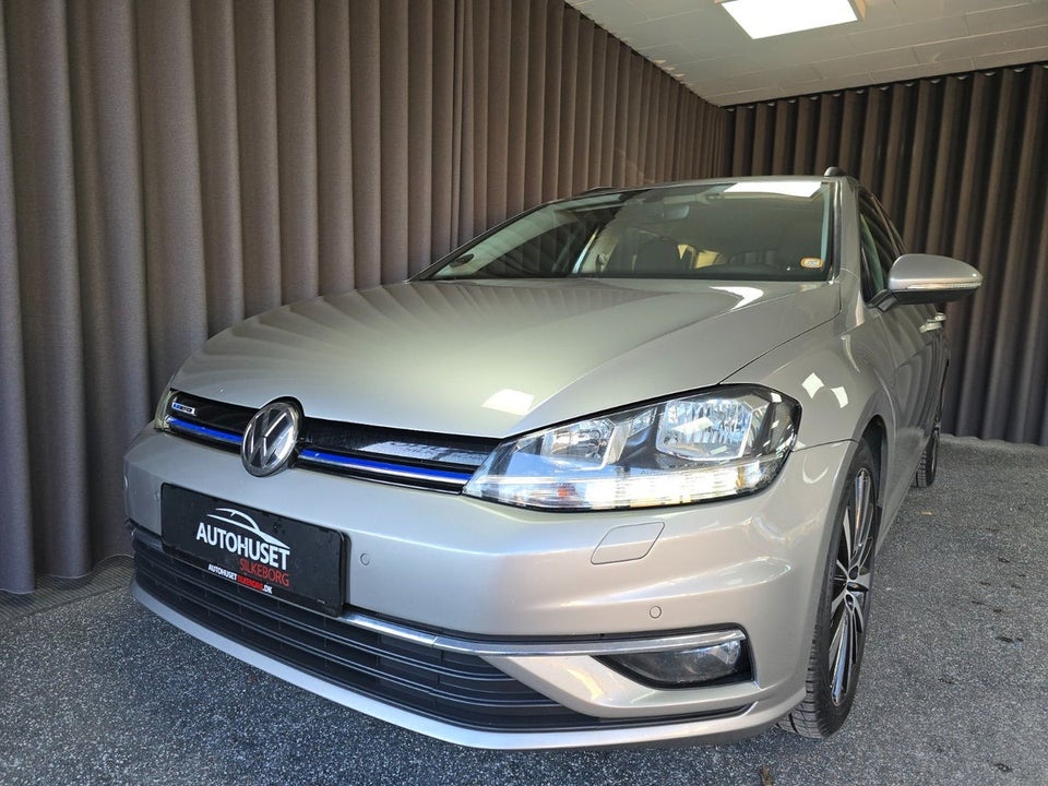 VW Golf VII 1,5 TSi 130 Comfortline Variant DSG 5d