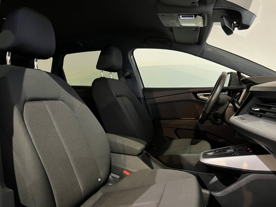 Audi Q4 e-tron 40  5d