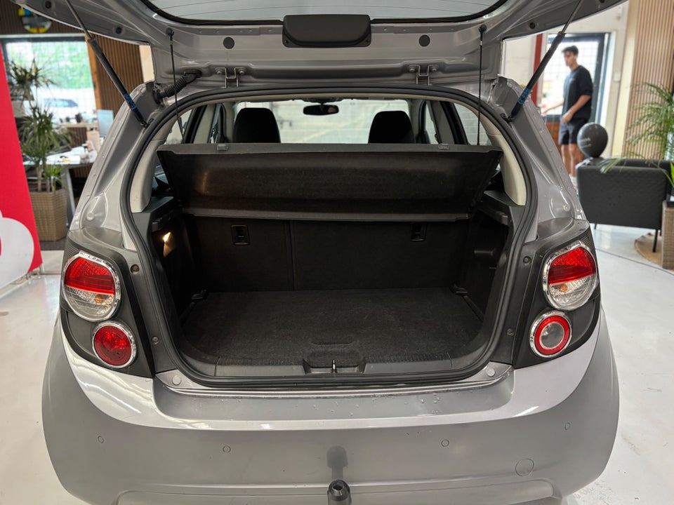 Chevrolet Aveo 1,2 LS 5d