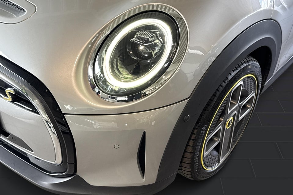 MINI Cooper SE Edition Premium Plus 3d