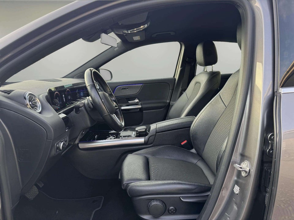 Mercedes EQA250 Progressive 5d