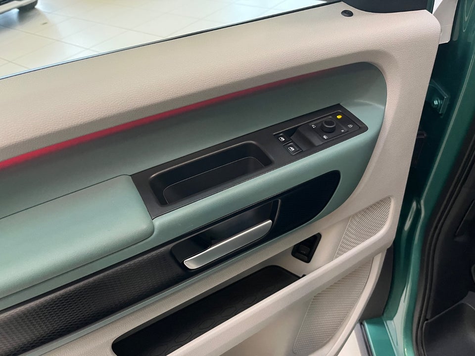 VW ID.Buzz 77 Pro SWB 5d