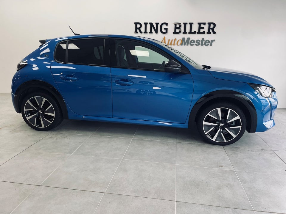 Peugeot e-208 50 GT Pack 5d