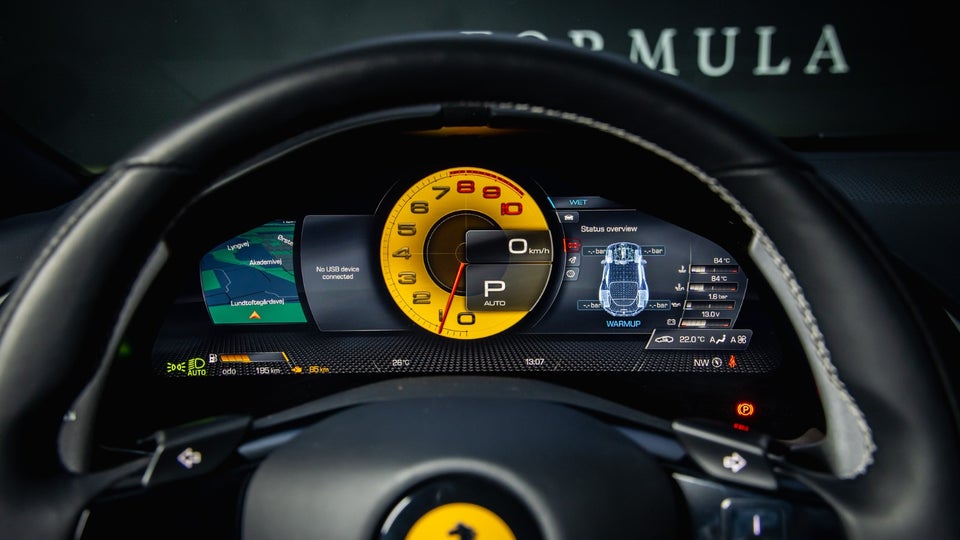 Ferrari Roma 3,9 DCT 2d