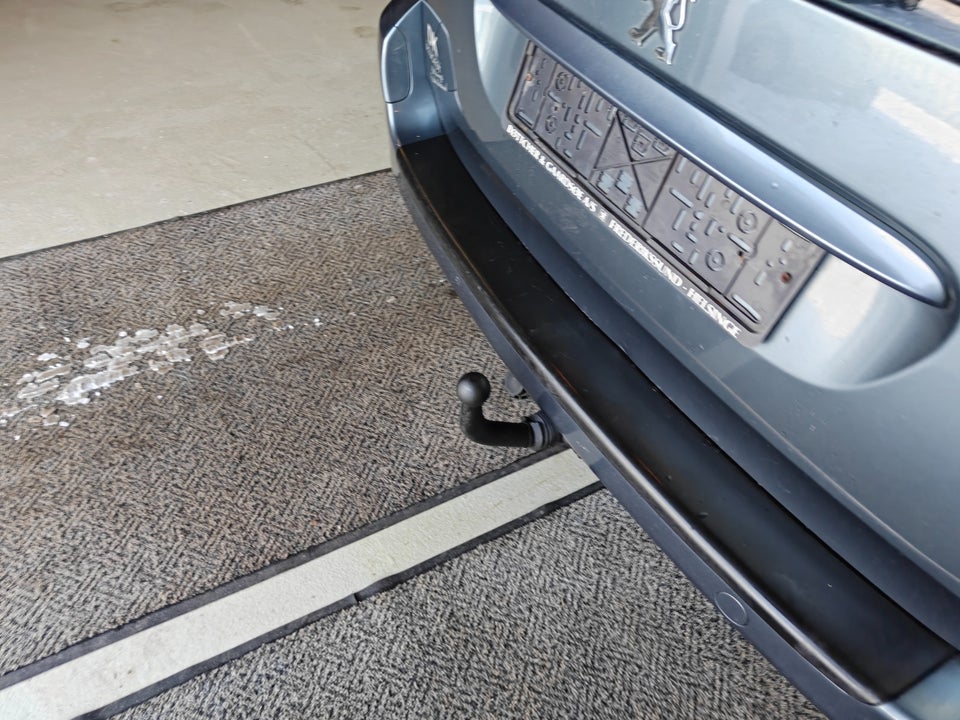 Peugeot 307 1,6 Edition stc. 5d