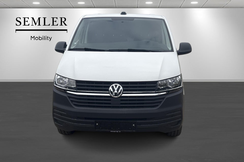 VW Transporter 2,0 TDi 110 Kassevogn lang