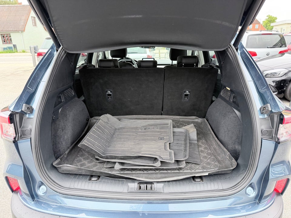 Ford Kuga 2,5 PHEV Titanium X CVT 5d