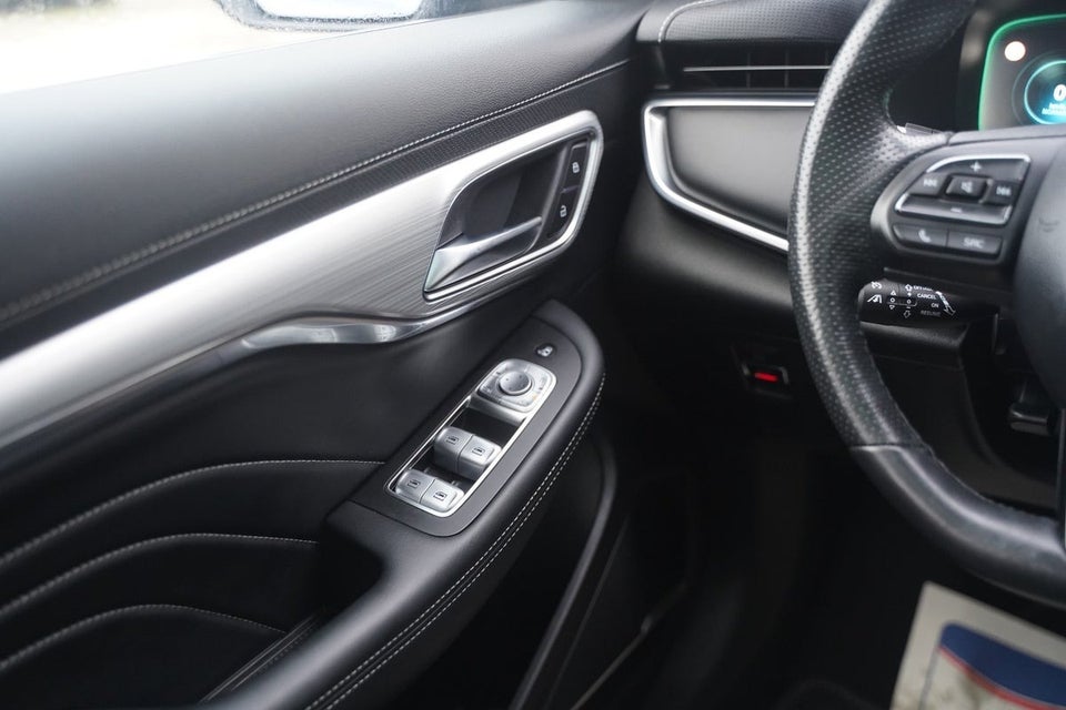 MG Marvel R Performance 5d