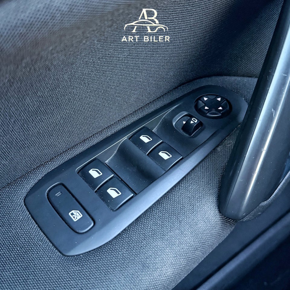 Peugeot 308 1,6 BlueHDi 120 Allure SW EAT6 5d
