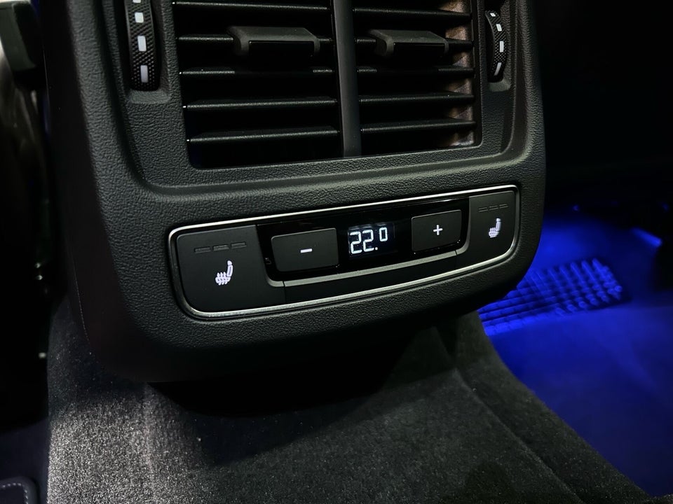 Audi RS e-tron GT quattro 4d