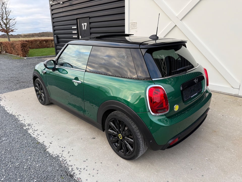 MINI Cooper SE Classic Trim 3d