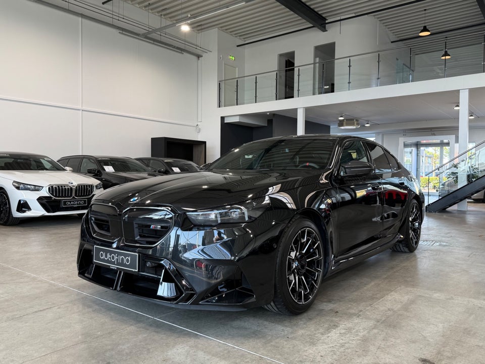 BMW M5 4,4 xDrive aut. 4d