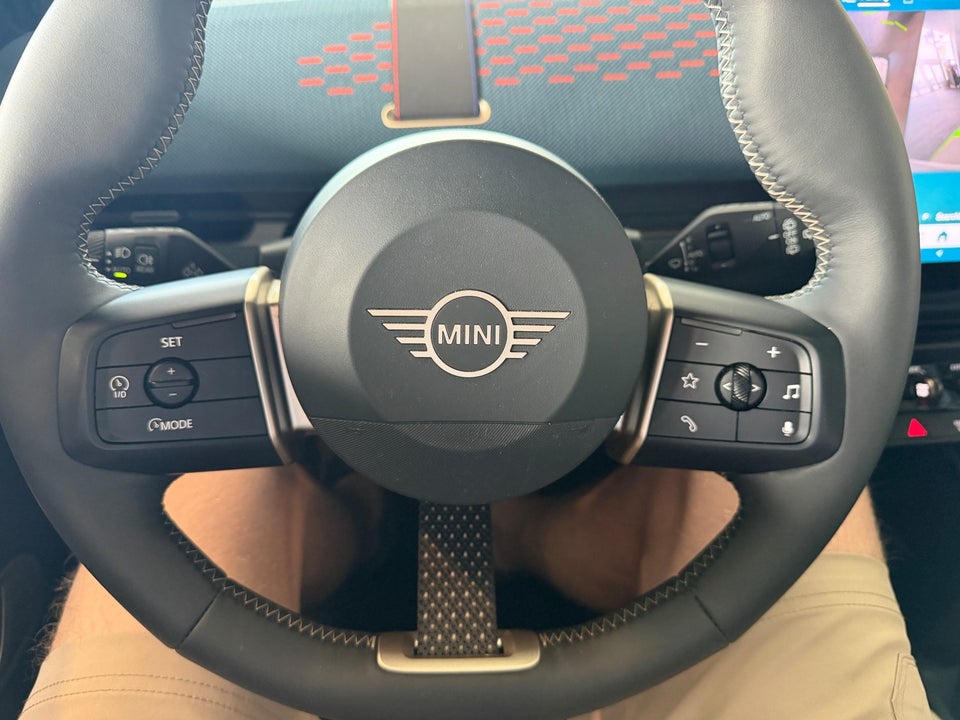 MINI Aceman SE Favoured Trim XL 5d
