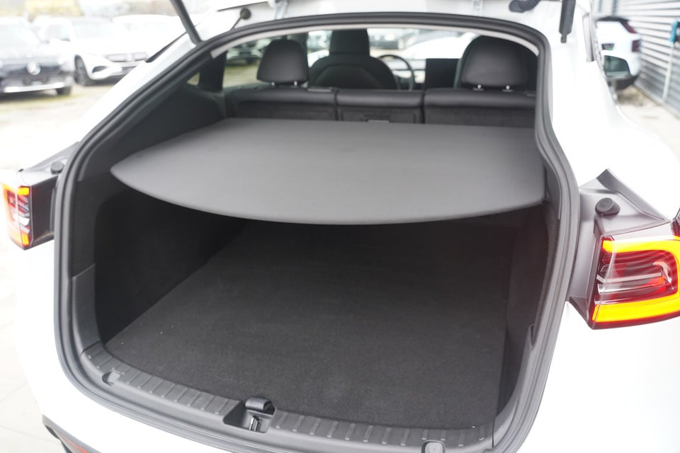 Tesla Model Y RWD 5d