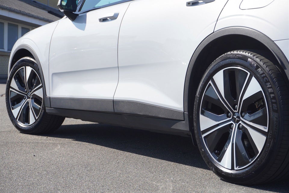 Polestar 2 Long Range 5d