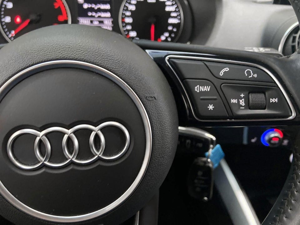 Audi Q2 1,0 TFSi 116 Sport 5d