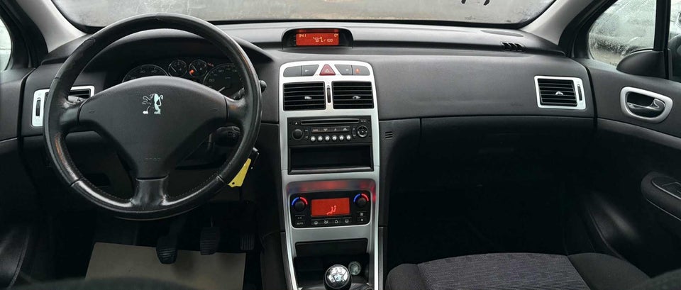 Peugeot 307 2,0 T6 5d