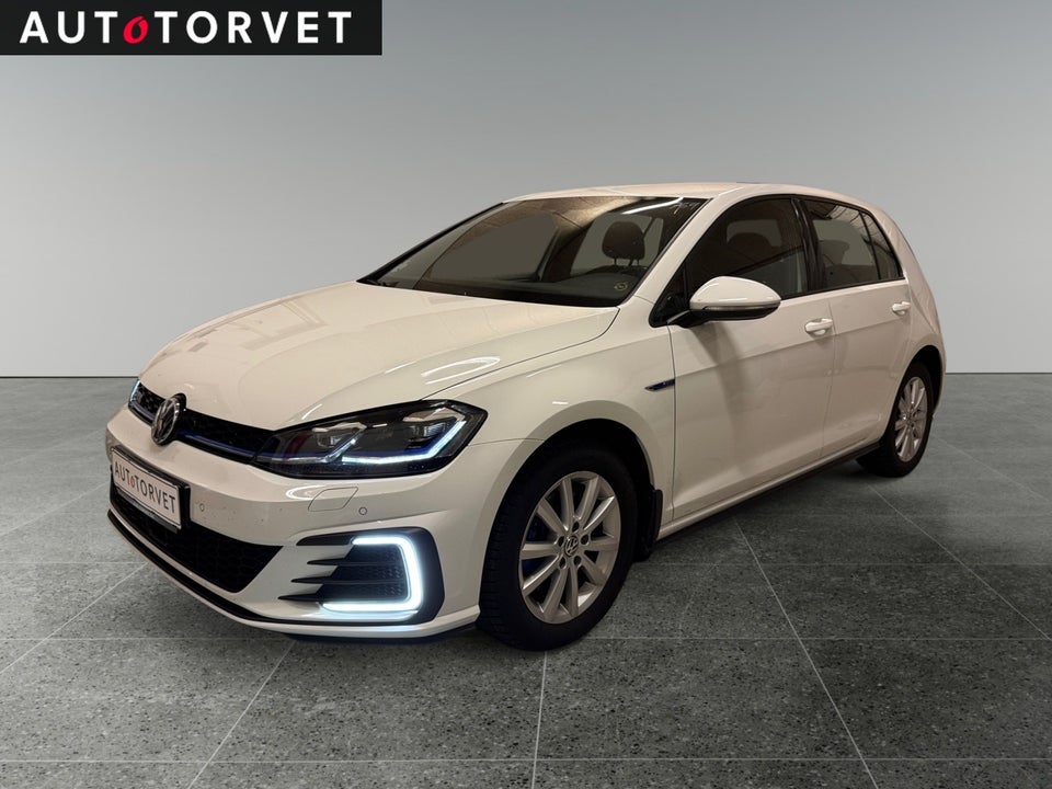 VW Golf VII 1,4 GTE DSG 5d