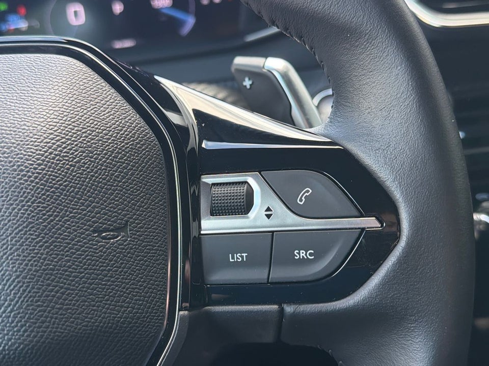 Peugeot 2008 1,2 PureTech 130 Allure EAT8 5d