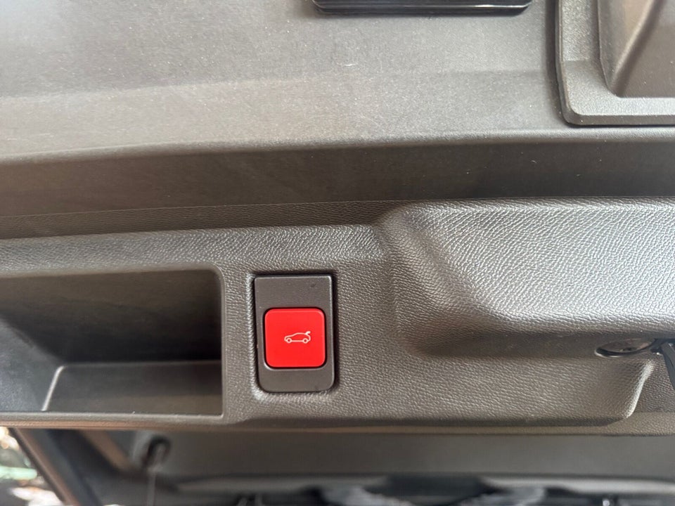 Opel Grandland-e 73 GS Sky 5d