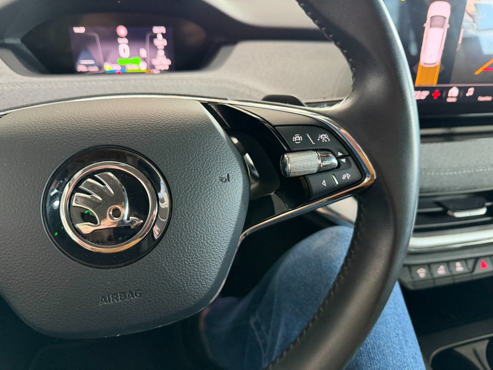 Skoda Enyaq 80 iV Loft 5d
