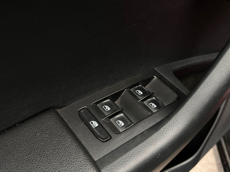 Skoda Octavia 2,0 TDi 150 Ambition Combi DSG 5d