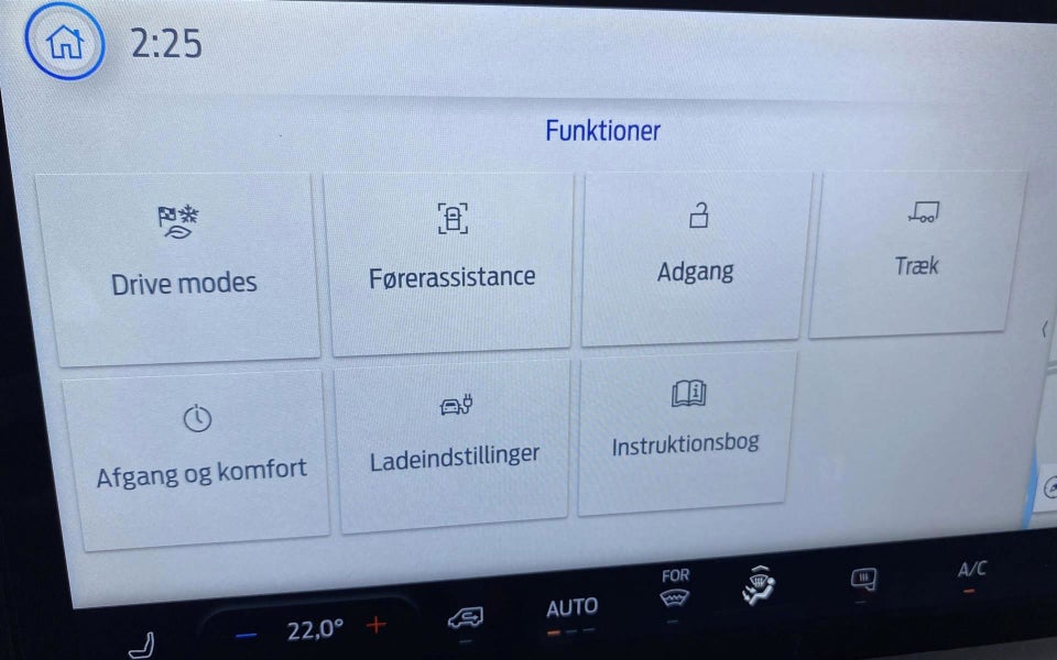 Ford Transit Custom 320L 2,5 PHEV Limited CVT