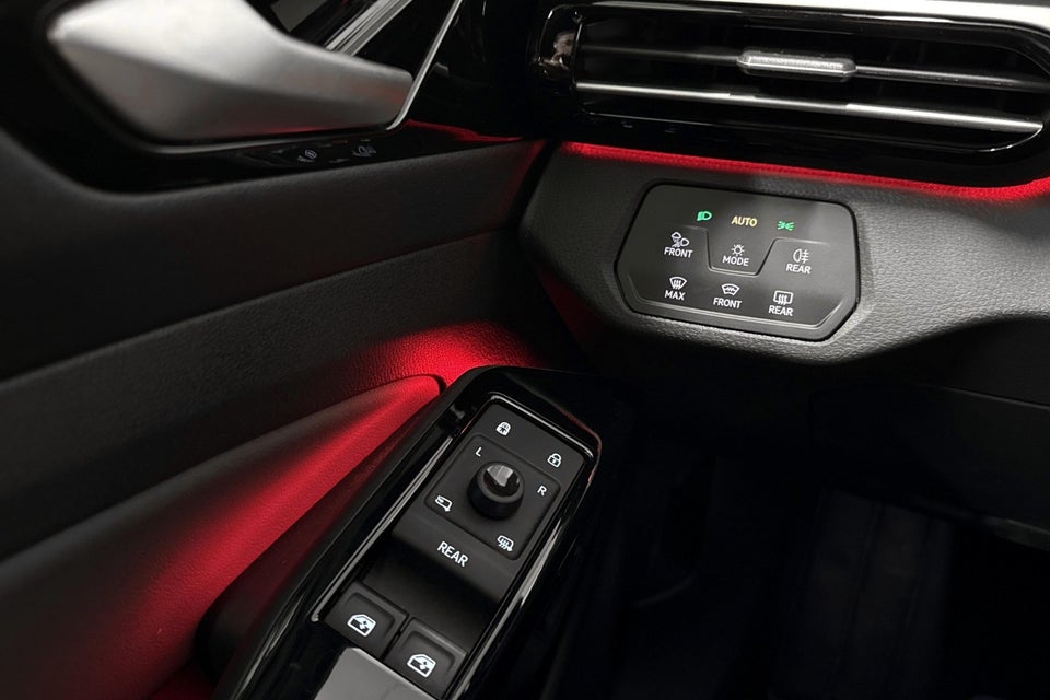 VW ID.4 77 Pro Performance 75 Years Edition 5d