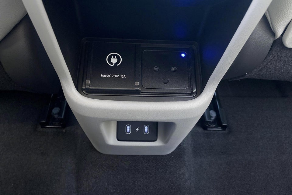 Hyundai Kona 65 EV Ultimate 5d