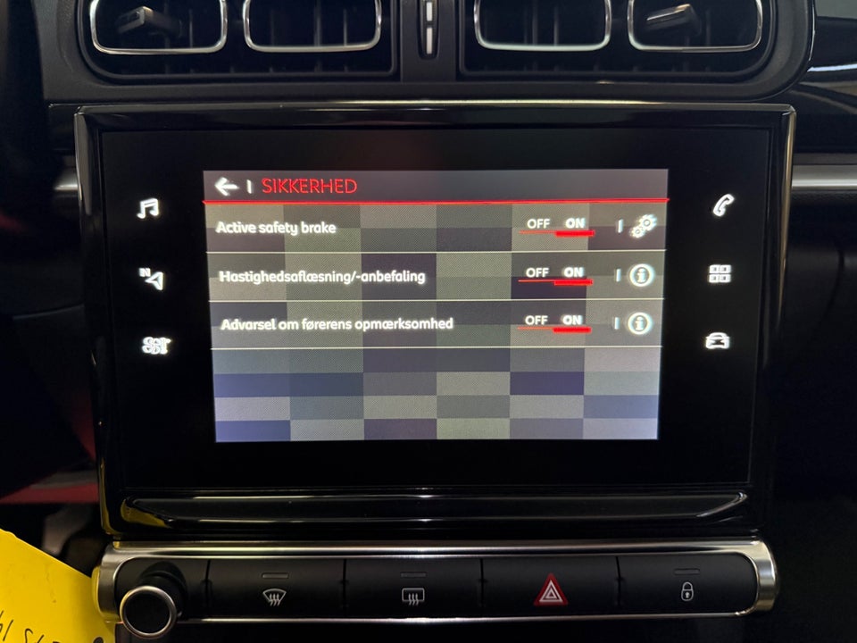 Citroën C3 1,5 BlueHDi 100 SkyLine 5d