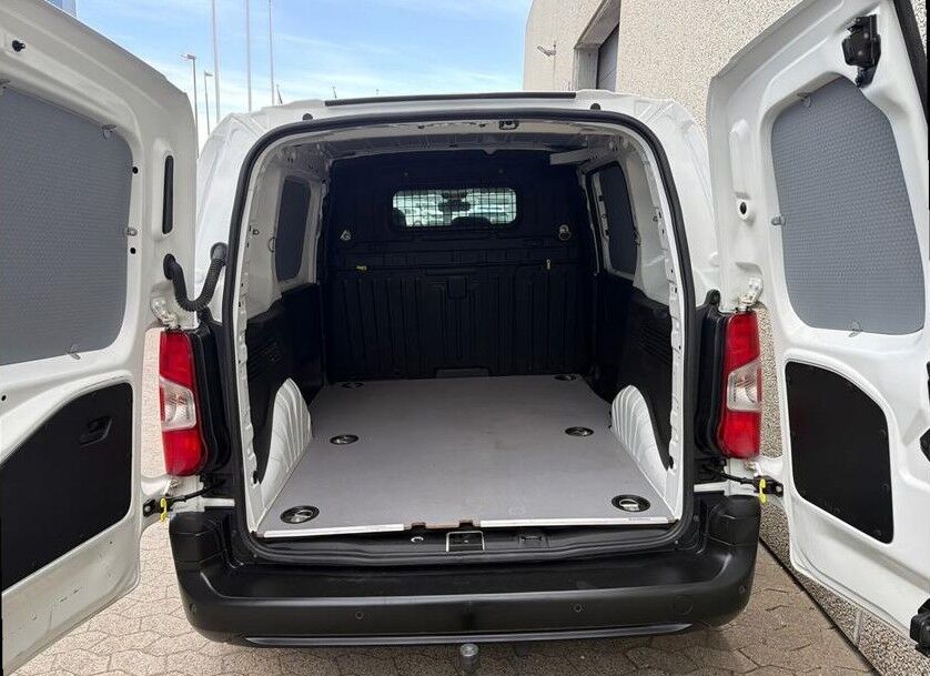 Peugeot Partner 1,5 BlueHDi 100 L1V1 Plus Van