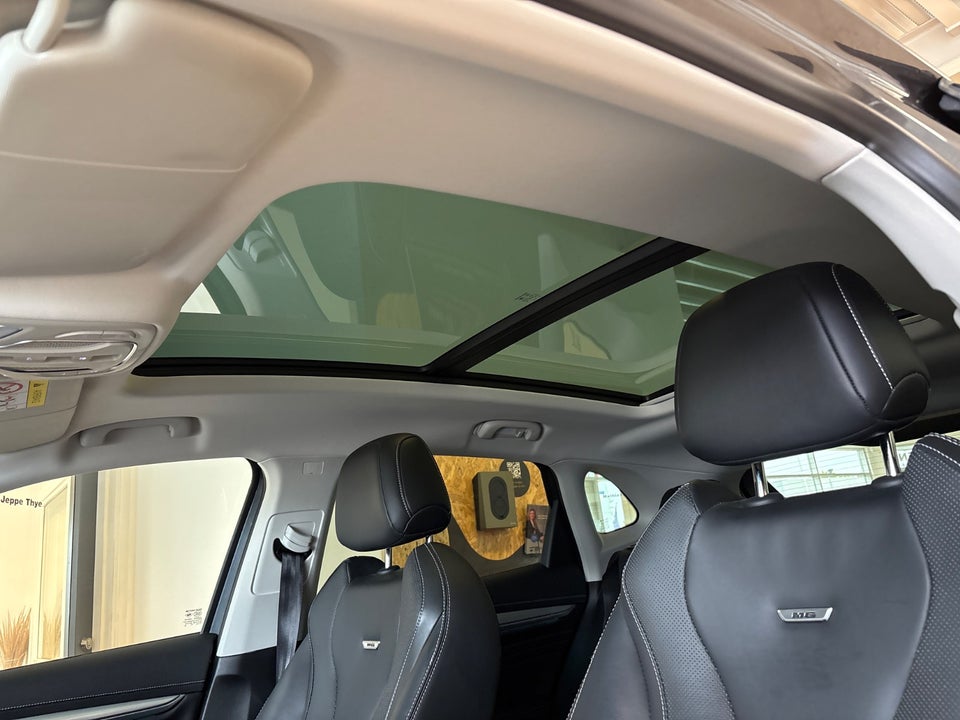 MG Marvel R Performance 5d