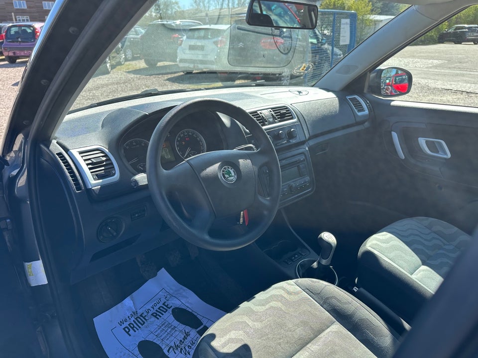 Skoda Fabia 1,4 16V Ambiente Combi 5d