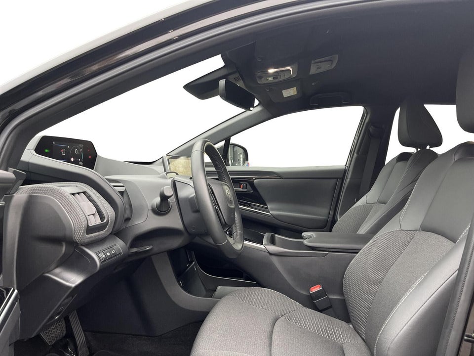 Toyota bZ4X Active 5d