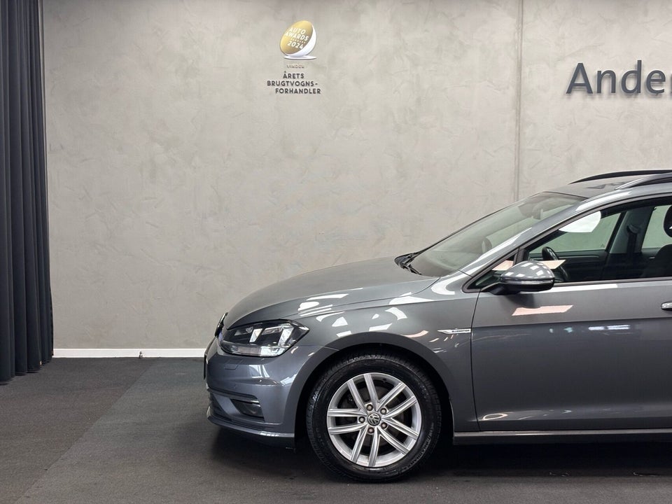 VW Golf VII 1,5 TSi 130 Comfortline Variant 5d