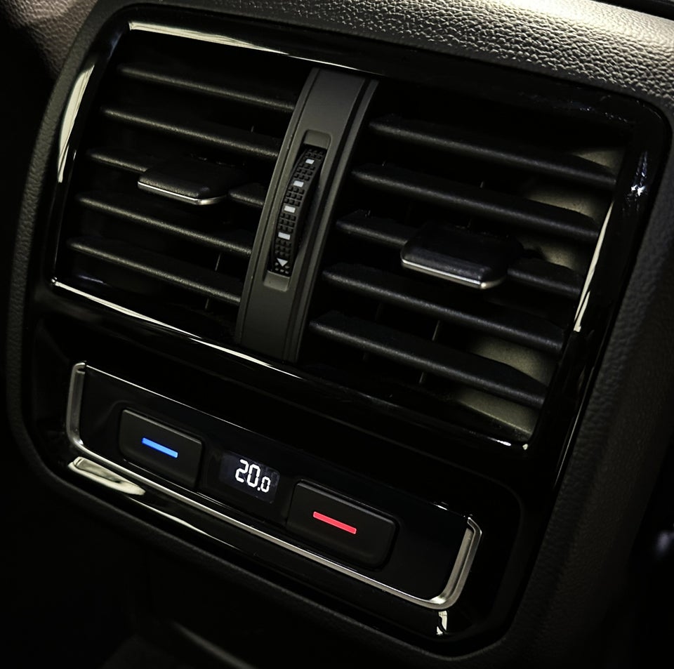 VW Passat 1,5 TSi 150 Elegance+ Variant DSG 5d