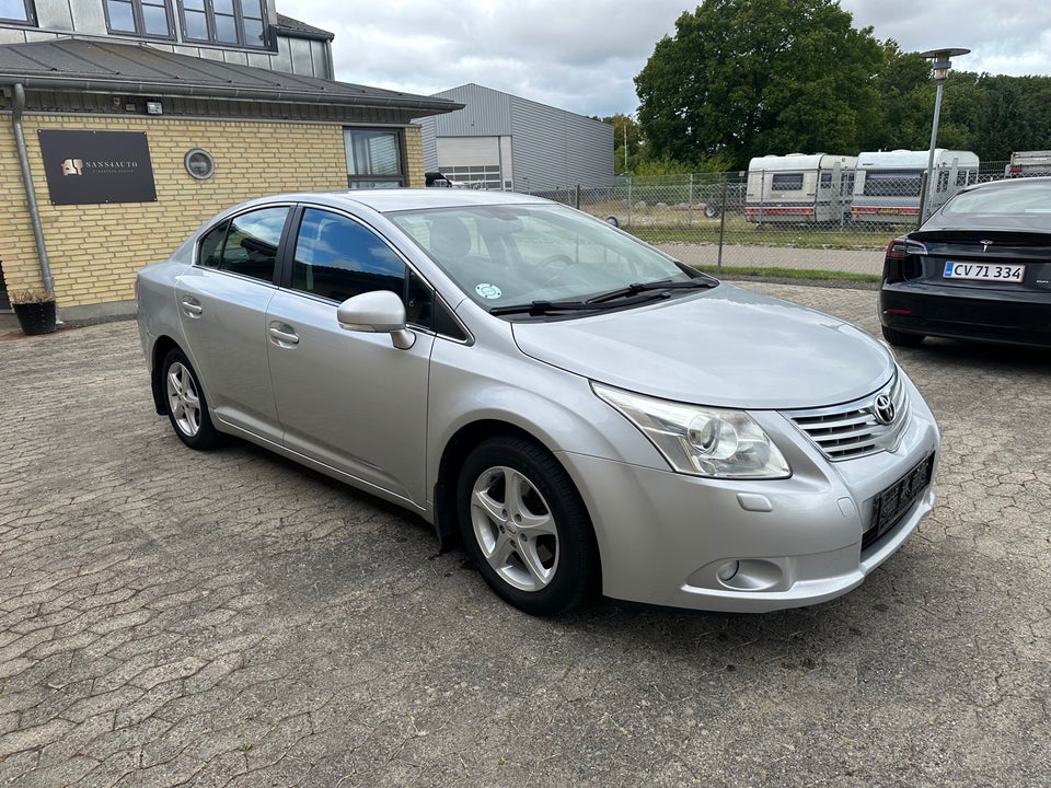 Toyota Avensis 1,8 VVT-i T2 4d