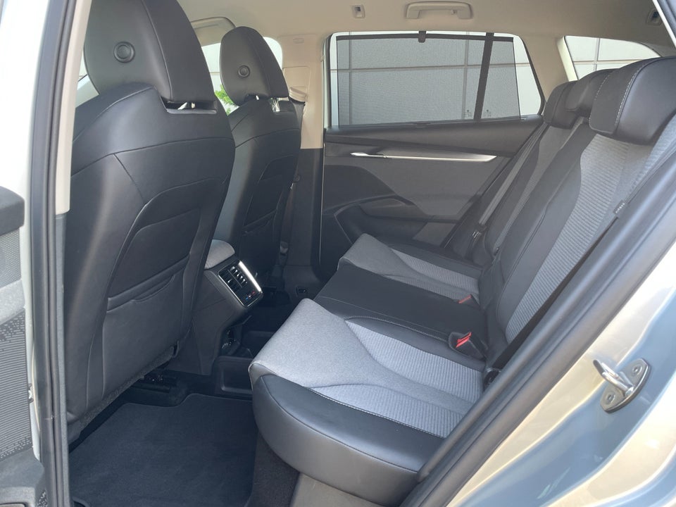 Skoda Enyaq 60 iV Premium 5d