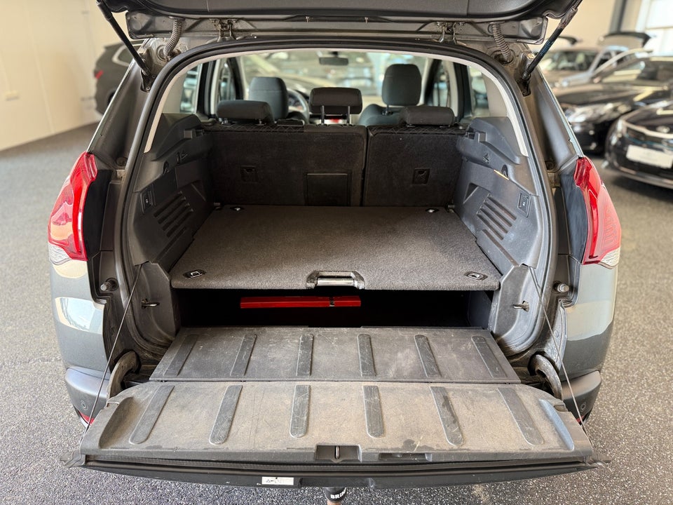 Peugeot 3008 1,6 HDi 114 Active 5d