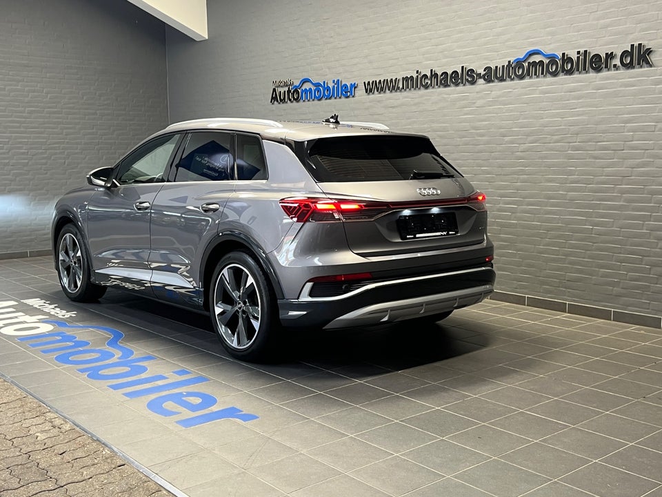 Audi Q4 e-tron 45 S-line quattro 5d