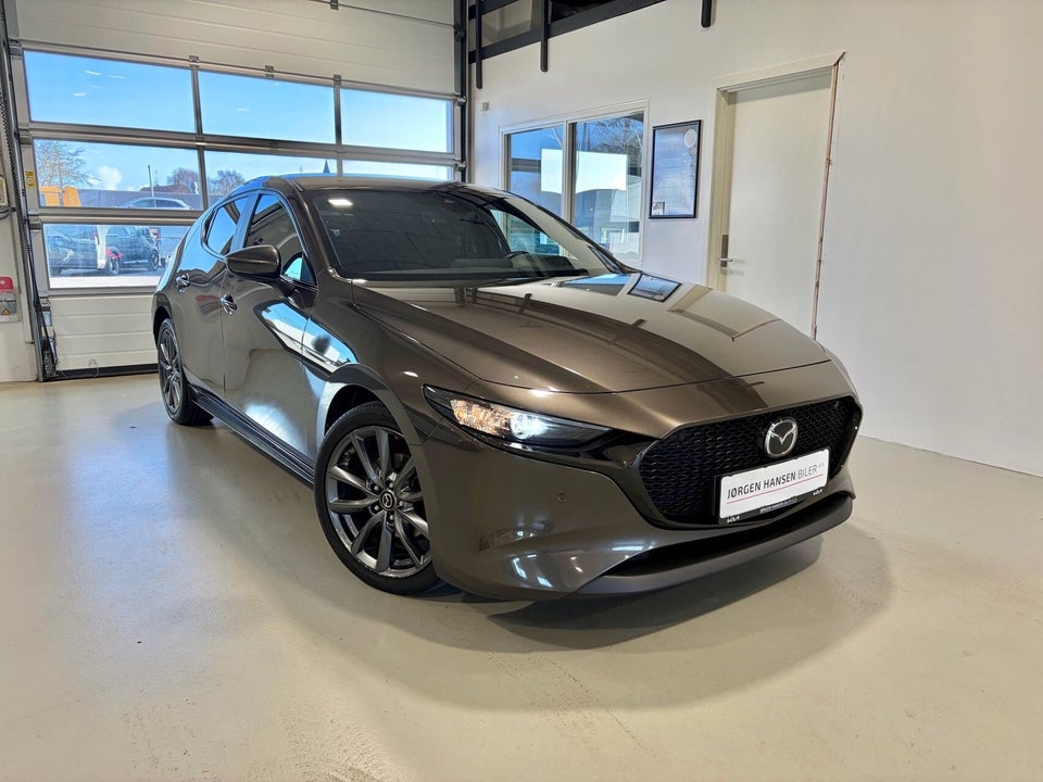 Mazda 3 2,0 SkyActiv-G 122 Sky 5d