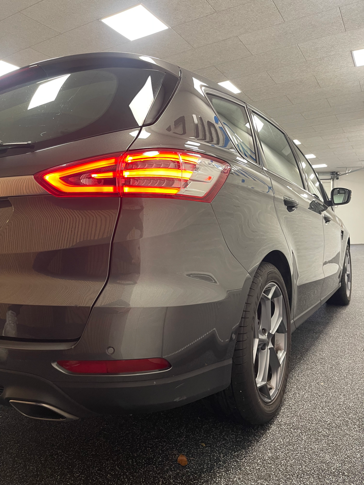 Ford S-MAX 2,0 TDCi 180 Titanium aut. 5d