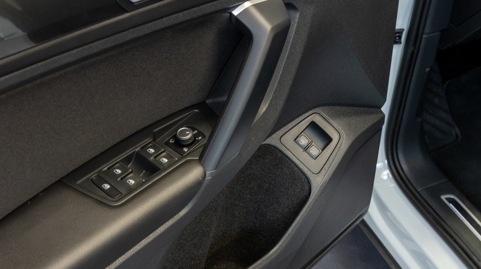 VW Tiguan 1,4 eHybrid Elegance DSG 5d