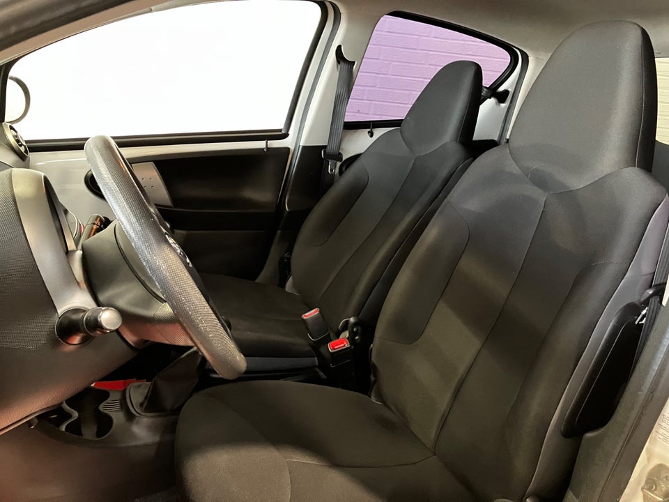 Toyota Aygo 1,0 VVT-i T1 5d