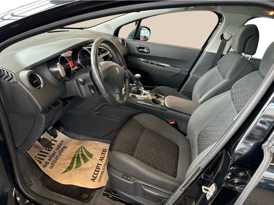 Peugeot 3008 1,6 HDi 114 Premium 5d